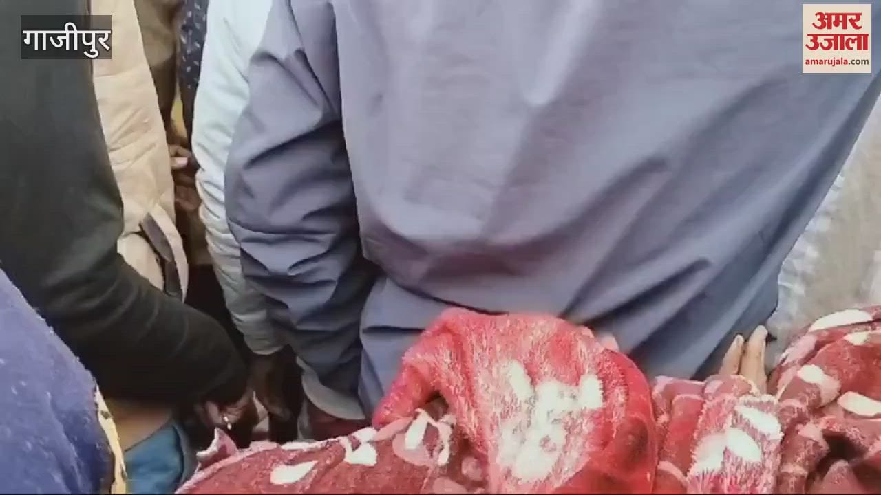 VIDEO : Murder eunuch Ghazipur Miscreants shot in head broad middle of market police arrived