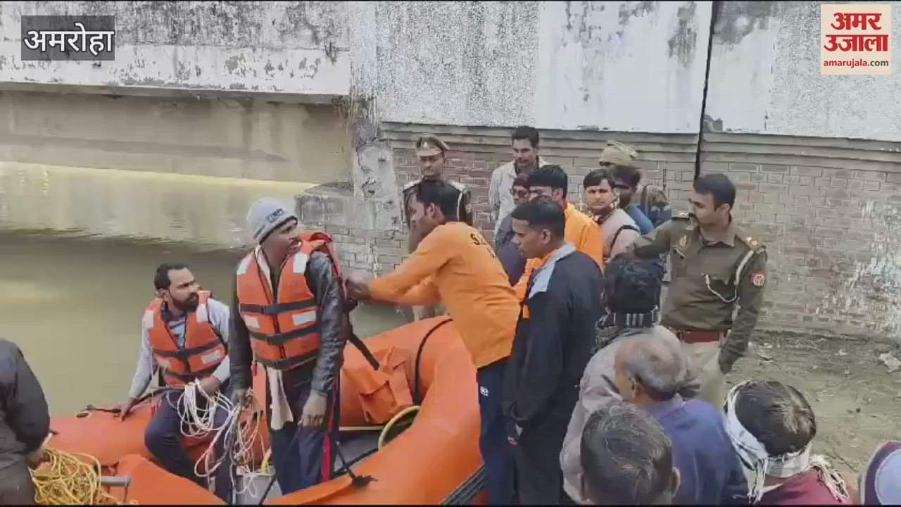 VIDEO : Laborer jumped into Ramganga canal, SDRF is searching for him