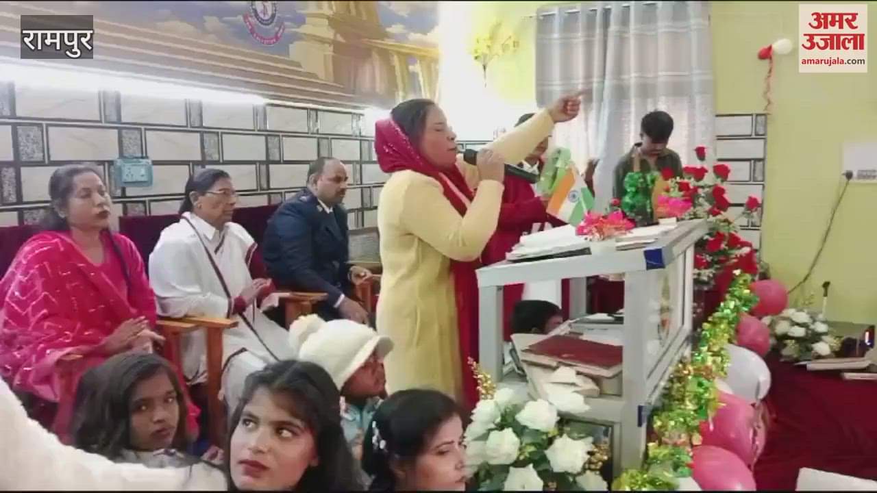 VIDEO : Christian community prayed in front of Lord Jesus and cut a cake