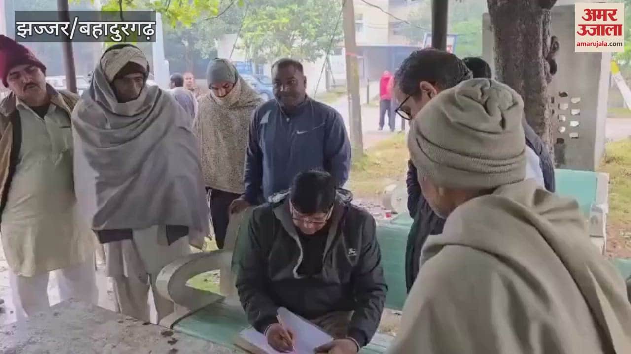 VIDEO : Two students riding a bullet died in a collision with a school bus in Jhajjar