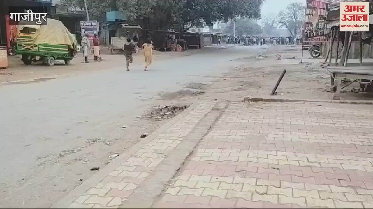 VIDEO : Case of murder eunuch naked protest ghazipur market second day bus glass broken shops closed