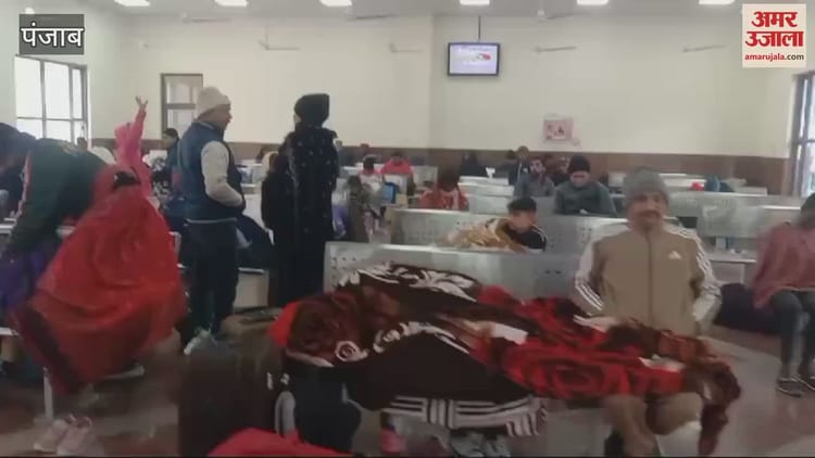 फगवाड़ा रेलवे स्टेशन पर यात्री परेशान