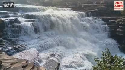 VIDEO : Tourists gathered Rajdari-Devdari more income year 2025 selfies taken waterfalls in chandauli
