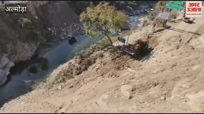 VIDEO : क्वारब में पहाड़ी के बीच से हटाया जा रहा मलबा