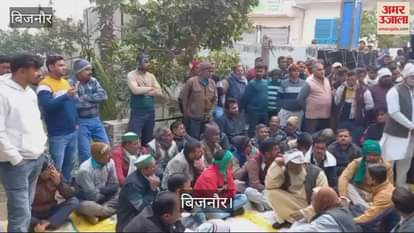 VIDEO : Farmers in Bijnor create ruckus at Nangal police station, altercation between farmers and police station in-charge