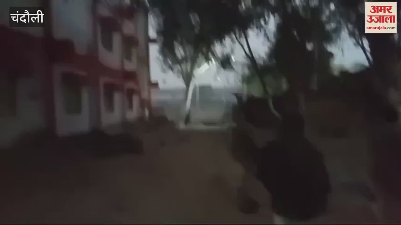 VIDEO : GRP along dog squad searched nook and corner Deen Dayal Upadhyay Junction checking campaign