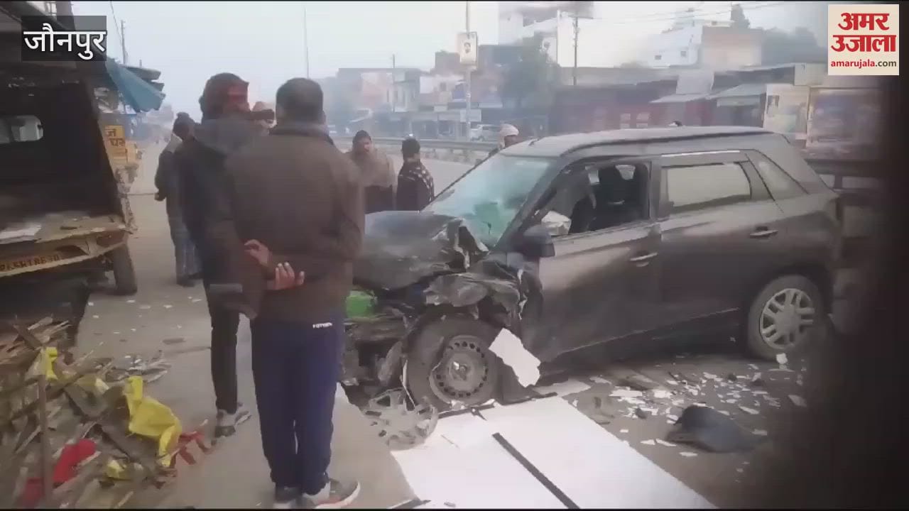 VIDEO : Truck car and magic collided in jaunpur villagers arrived hearing loud noise airbag saved lives