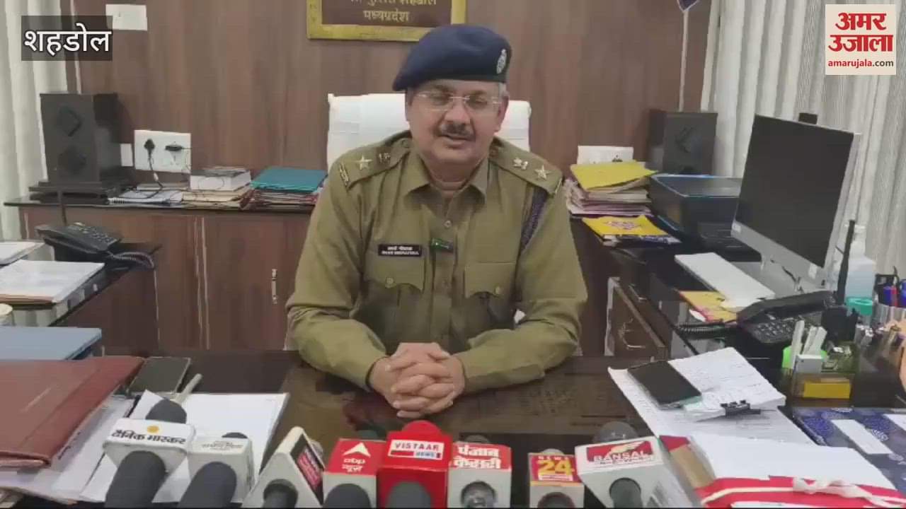 Shahdol SP innovation, awareness every day by connecting more than 1.25 lakh people to the WhatsApp group.