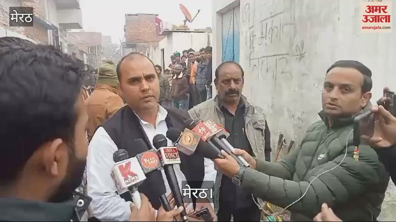 VIDEO : Social worker Babu Malik reached Lisadi Gate with his workers in connection with the mass murder in Meerut