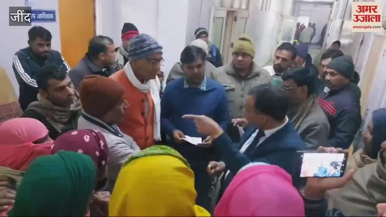 VIDEO : MNREGA workers submitted memorandum demanding transfer of Panchayat Secretary and Employment Assistant In Narwana