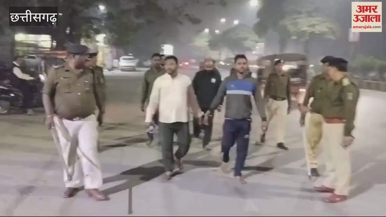 VIDEO : 'गौ हत्या पाप है, पुलिस हमारा बाप है': पुुलिस ने आरोपियों का निकाला जुलूस, See Video