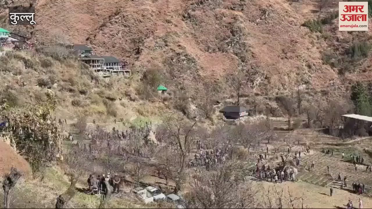 VIDEO : Evil spirits were driven away by throwing ashes in Talpini a tradition performed in honour of the deity