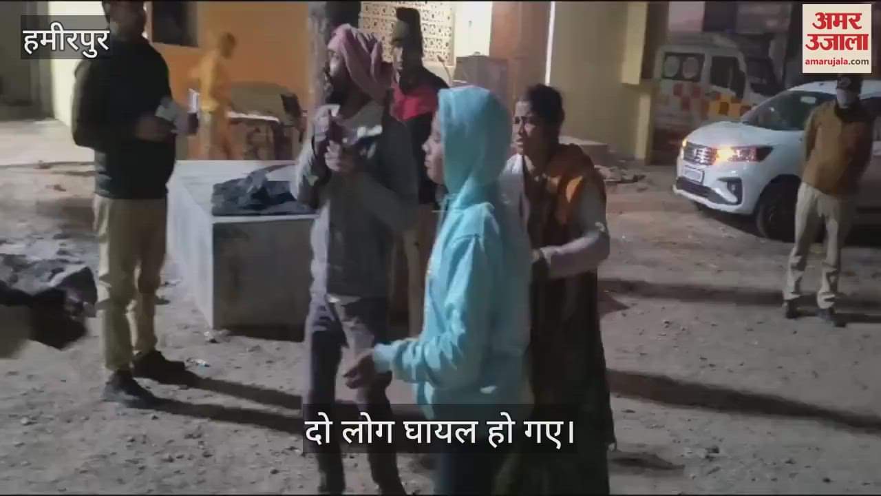 VIDEO : Uncontrolled truck ran over bike riders in Hamirpur, two dead