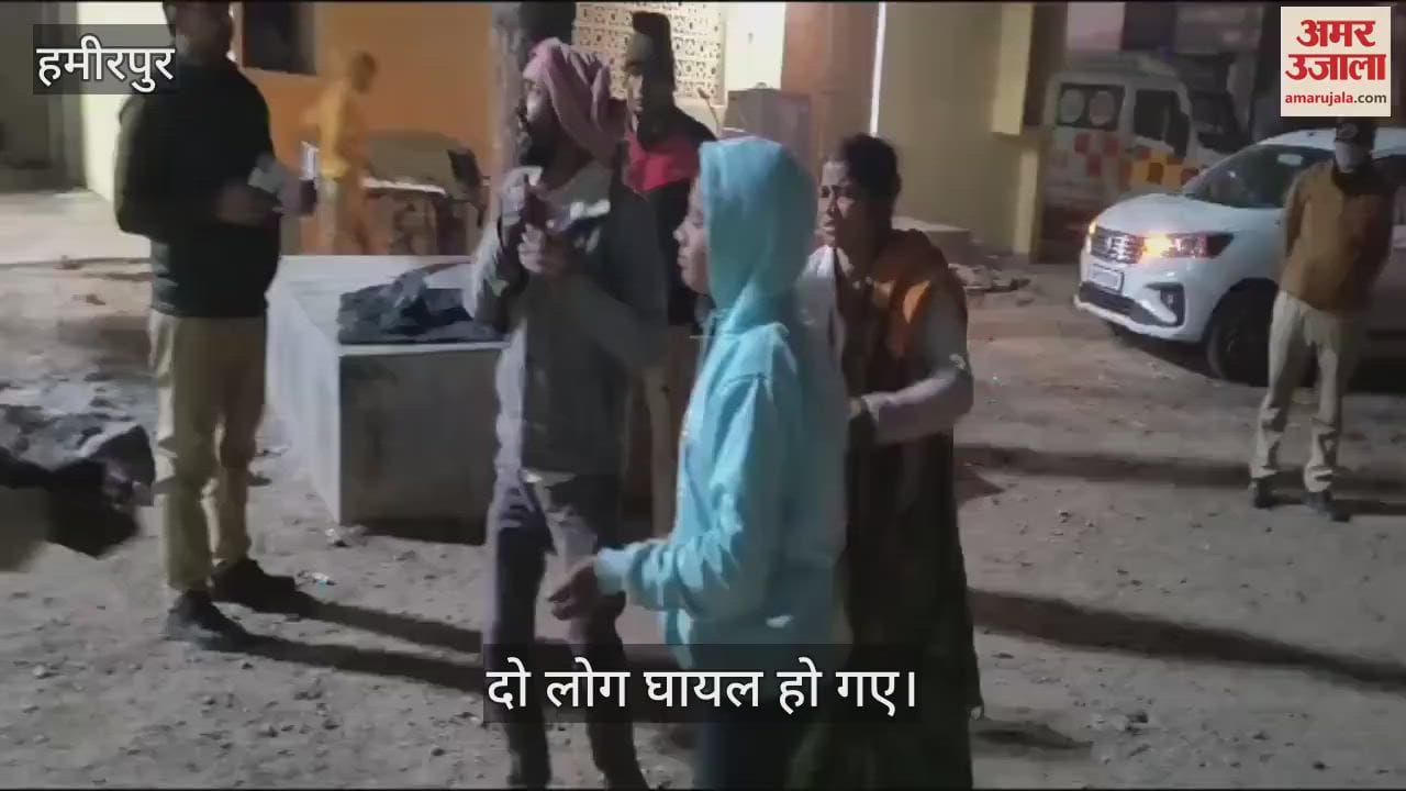 VIDEO : Uncontrolled truck ran over bike riders in Hamirpur, two dead