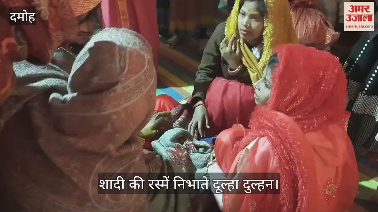 Damoh father's funeral procession taken out in morning and daughter's farewell took place in evening