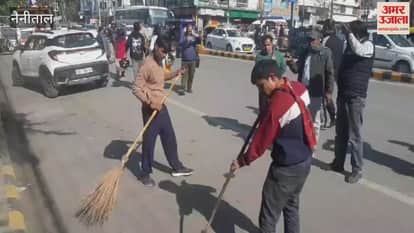 VIDEO : 38वें राष्ट्रीय खेलों की तैयारी तेज...हल्द्वानी नगर निगम ने शहर में चलाया सफाई अभियान, आयुक्त रिचा सिंह ने कारोबारियों को दी चेतावनी