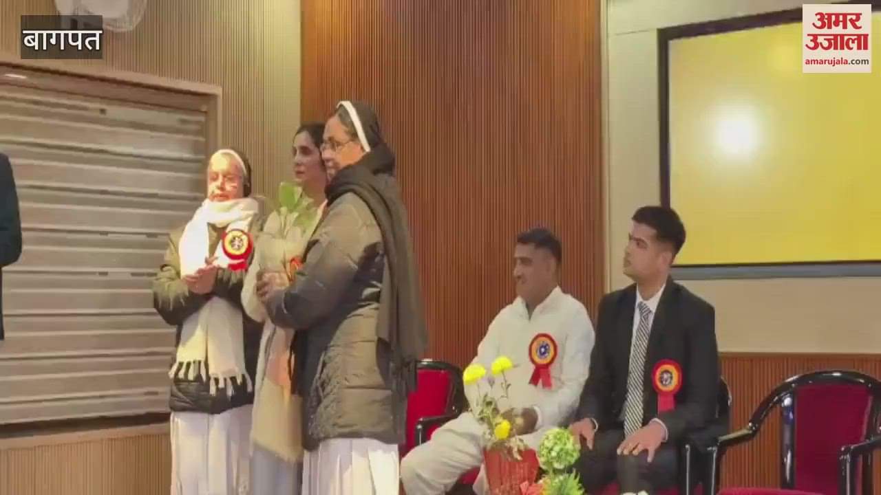 VIDEO : Baghpat: Manu Sharma honored on selection in NDA