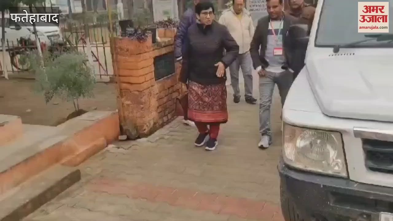 VIDEO : Entrance exam started for admission in class VI in JNV, Khara Khedi in Fatehabad