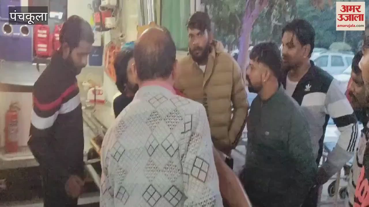 VIDEO : Two man stabbed in Panchkula