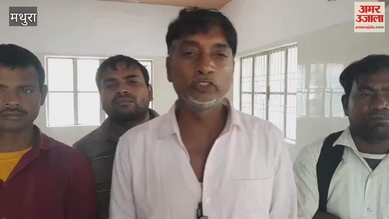VIDEO : father went to distribute his daughter wedding card died in road accident