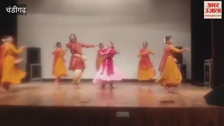 चंडीगढ़ के महारानी लक्ष्मी बाई भवन में कथक की प्रस्तुति