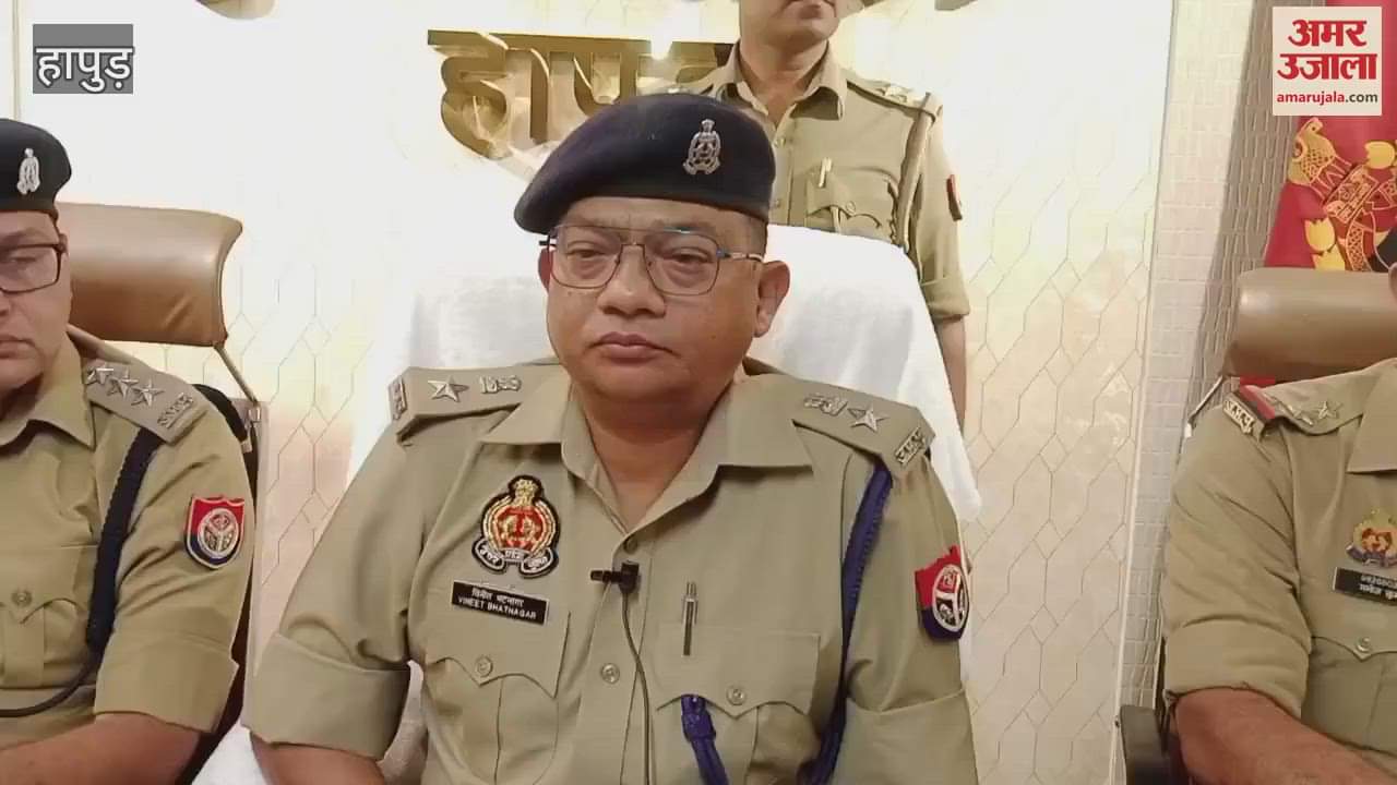 VIDEO : Mobile robbery incident in Hapur solved two accused arrested