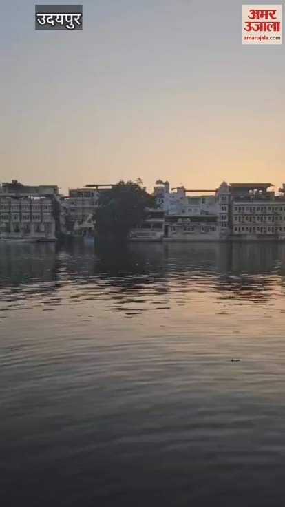 Divine Evening of Devotion: Grand 'Pawanputra Pichola Aarti' Held at Gangaur Ghat