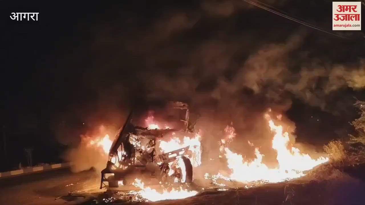 VIDEO : truck started burning immediately after the collision  driver was burnt alive