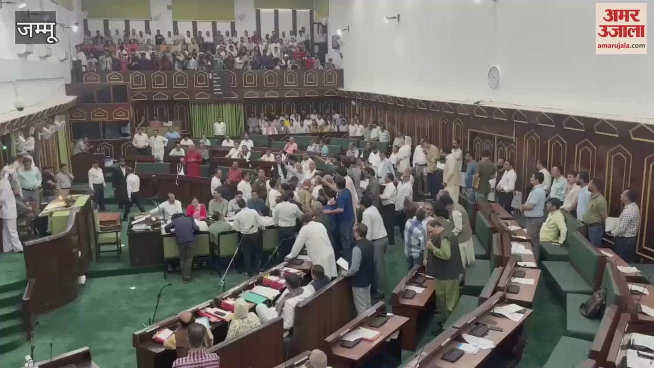 VIDEO : Dispute over Waqf Bill between MLA Sajad Lone and Salman Sagar