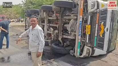 VIDEO : diesel filled trolley overturned in Hisar, two bike riders died