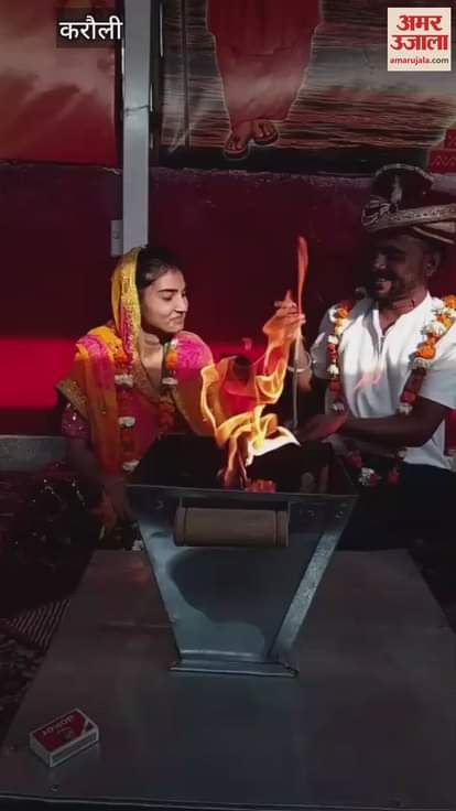 Renu did a court marriage in Delhi with a man working in her shop in Gangapur City