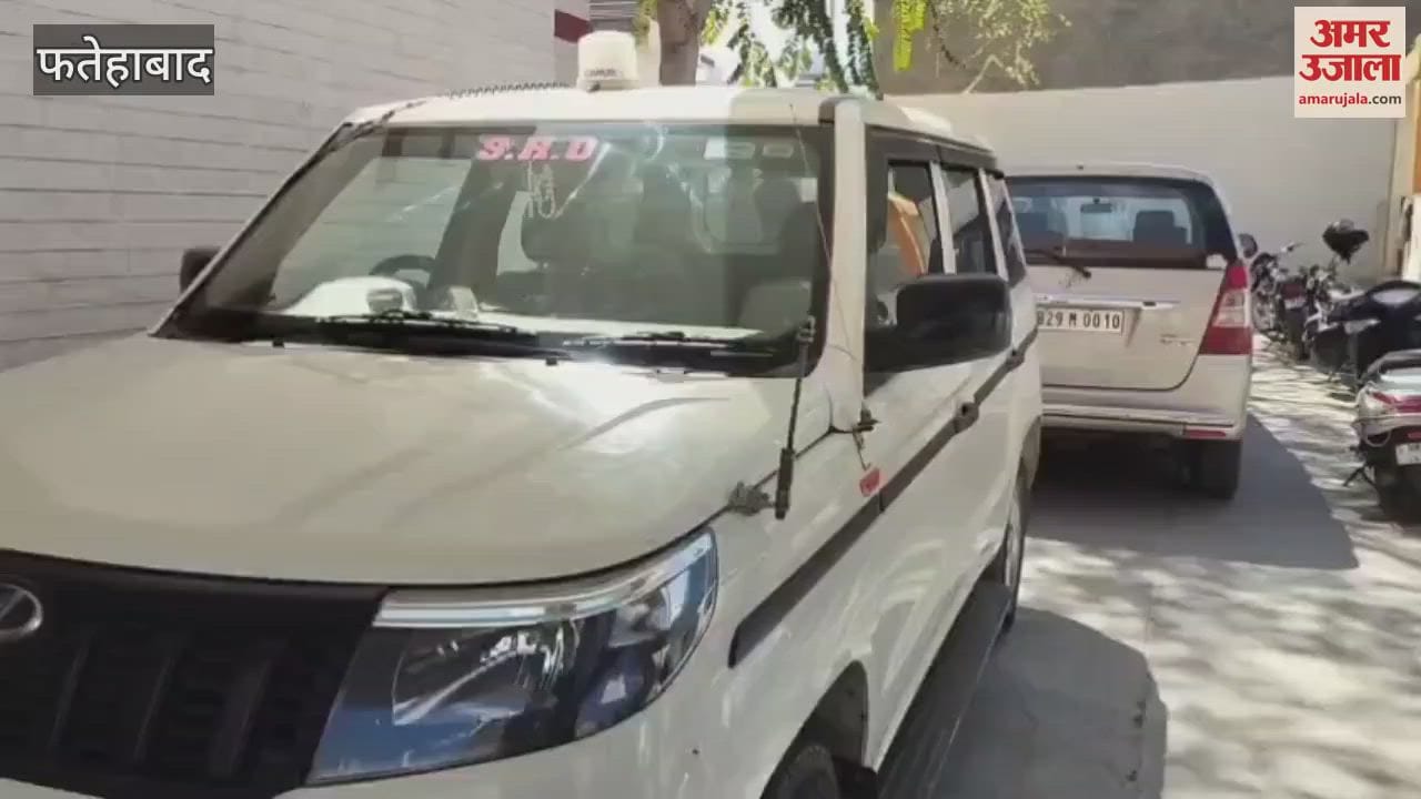 VIDEO : मंदिर में पूजा करने आए युवक की बाइक चोरी