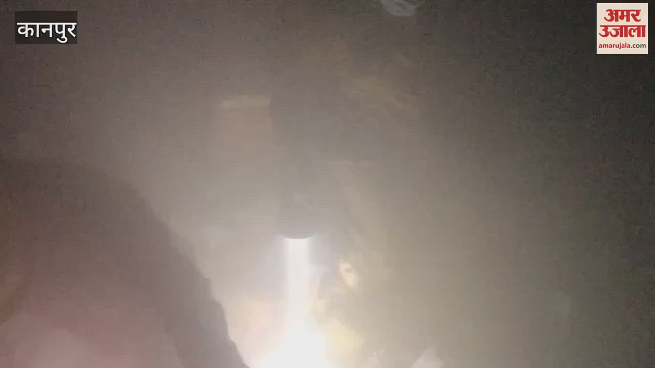 VIDEO : Huge fire breaks out in crockery warehouse, five fire engines bring fire under control