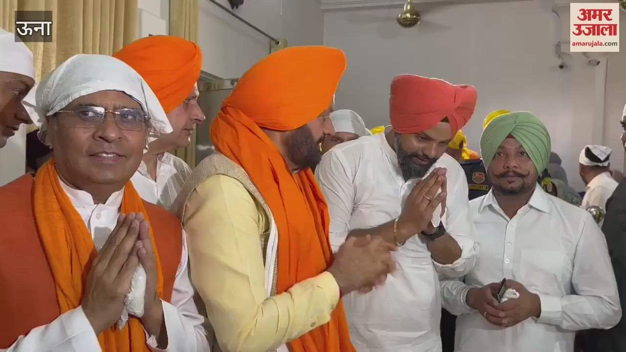 VIDEO : Haryana Chief Minister Naib Singh Saini bowed down at Takht Sri Kesgarh Sahib