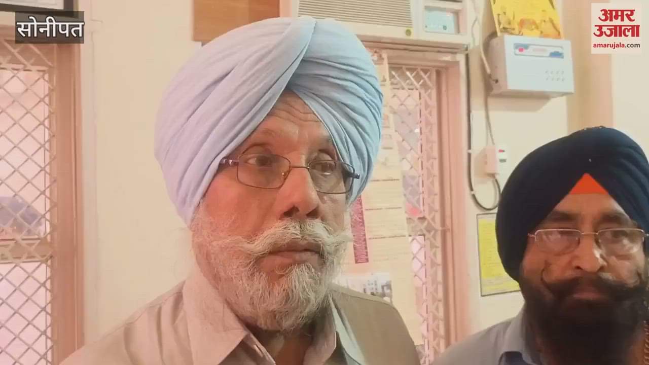 VIDEO : The congregation was delighted by the kirtan at Model Town Gurudwara in Sonipat, the mayor also arrived