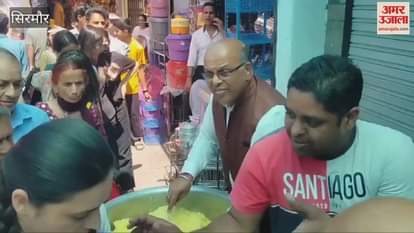 VIDEO : Kheda Mandir Committee organized a feast in Bada Chowk