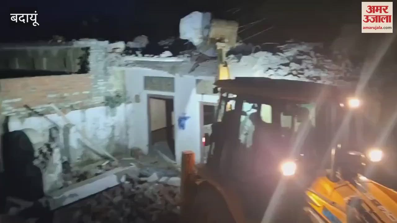 VIDEO : Explosion in a two-storey house due to fireworks in Badaun, two dead