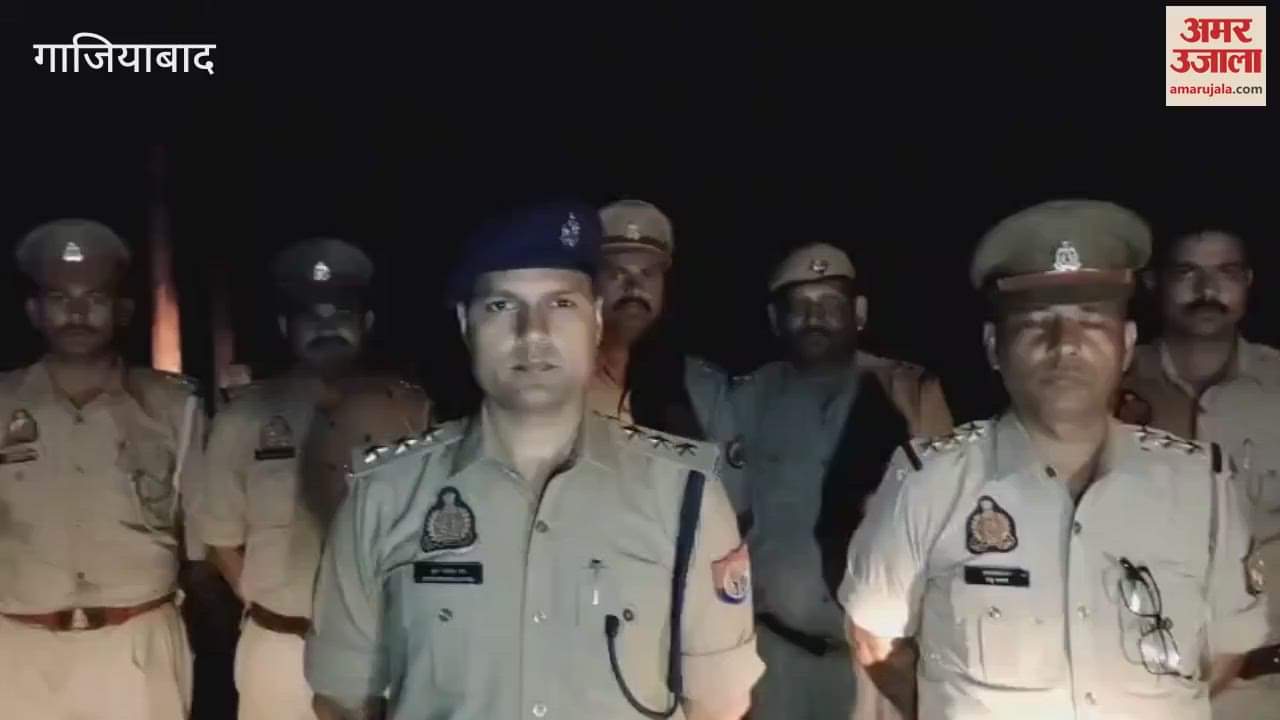 VIDEO : Police arrested four cow smugglers after an encounter in Ghaziabad s Niwari