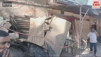 VIDEO : Municipal Corporation removed shops, tin sheds, kiosks on footpath in Parampurva