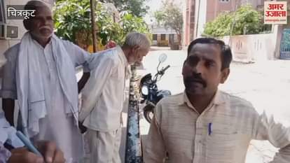 VIDEO : Laborer dies in a truck accident in Chitrakoot