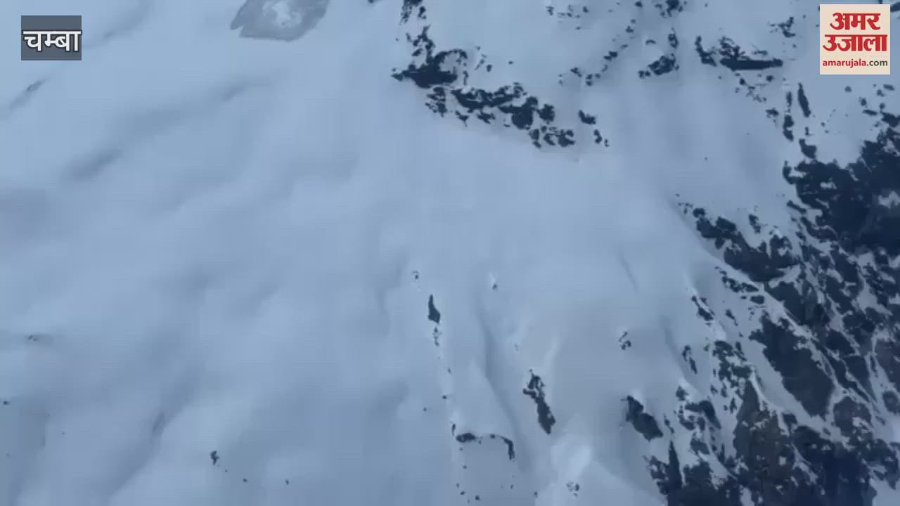 During his visit to Pangi CM Sukhu made a video of snow-laden hills on his mobile watch