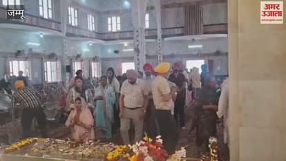 On the 326th Khalsa Foundation Day, a sea of devotion surged in the Gurudwara, Langar and Gatka enthralled the audience