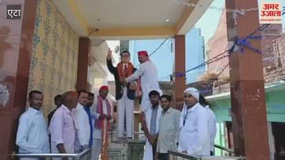 Dr Bhimrao Ambedkar Jayanti SP workers garlanded him