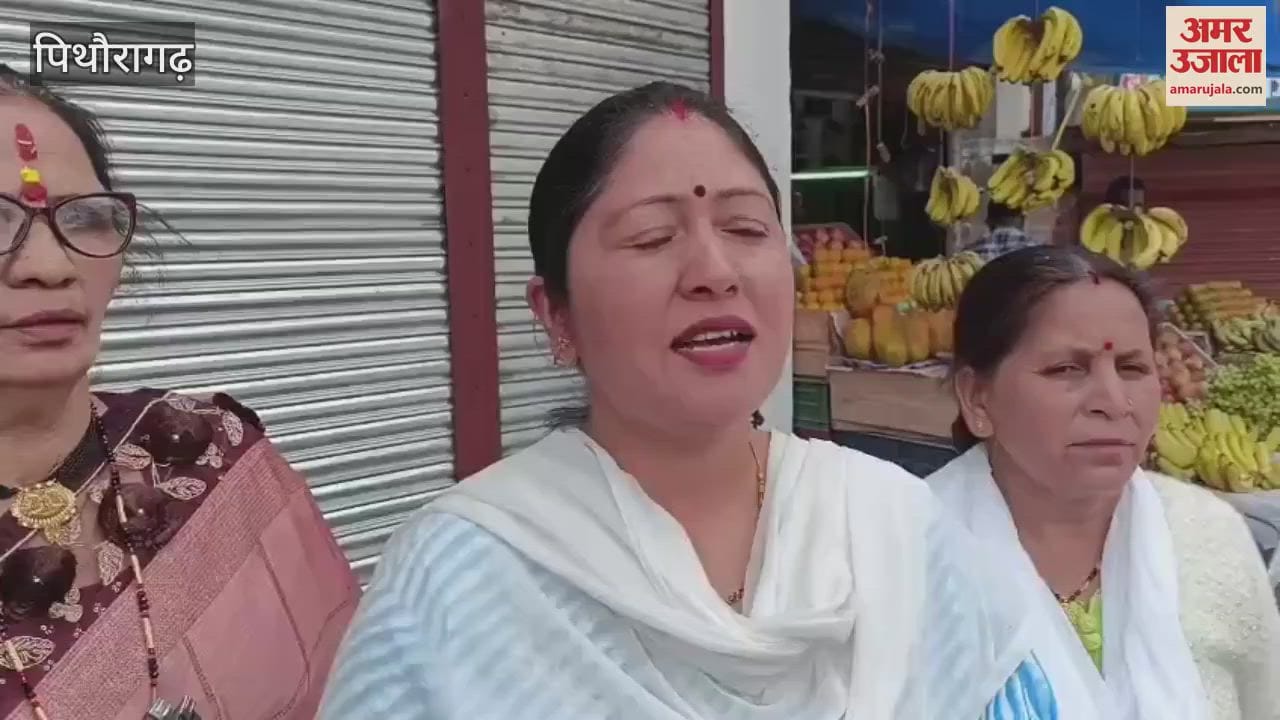 बढ़ती महंगाई के खिलाफ कांग्रेस का हल्ला बोल, सरकार के खिलाफ प्रदर्शन