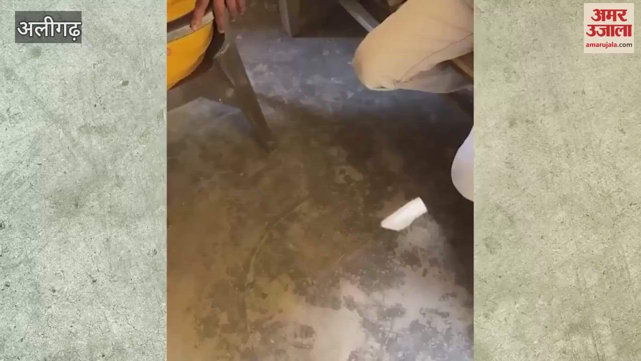 Love story of woman and would-be son-in-law in Aligarh young man and woman reached police station