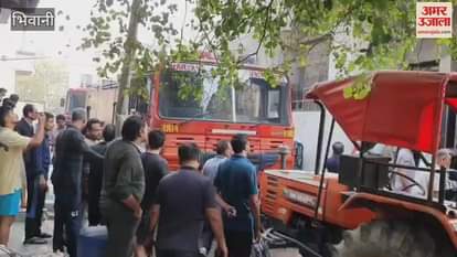 fire broke out in a hardware warehouse in a three-storey building in Bhiwani