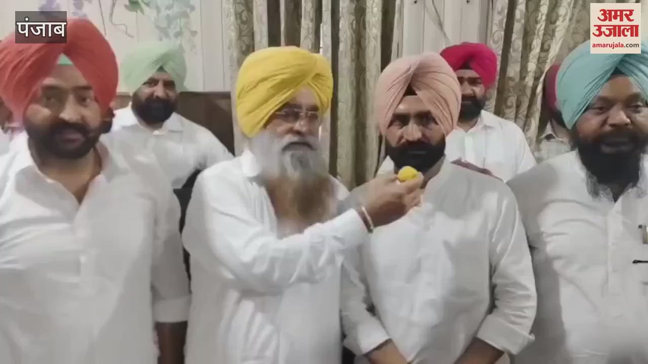 Minister Gurmeet Singh Khuddian reached Moga