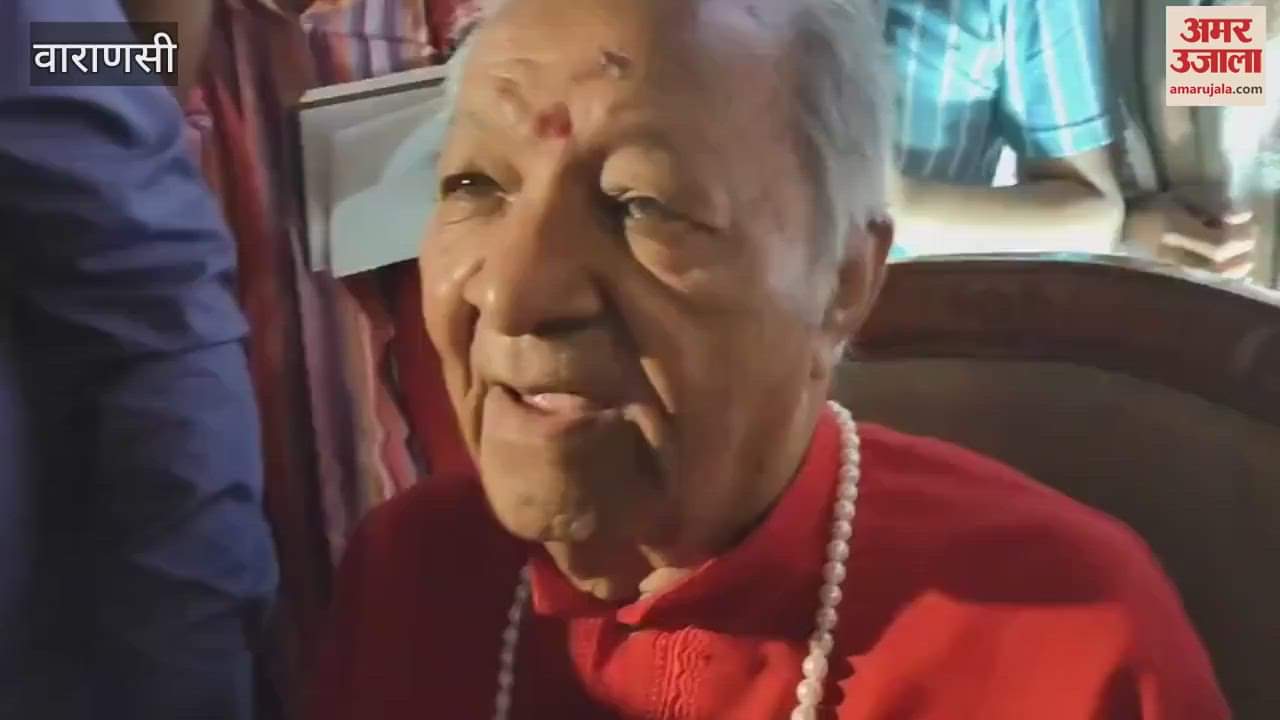 Sankat Mochan sangeet samaroh flute of Hari charmed Vishwambhar Pakhavaj