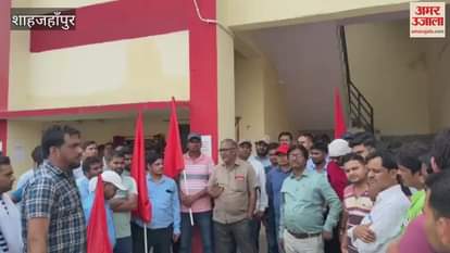 Railway employee beaten up in Lucknow protest in Roza Shahjahanpur