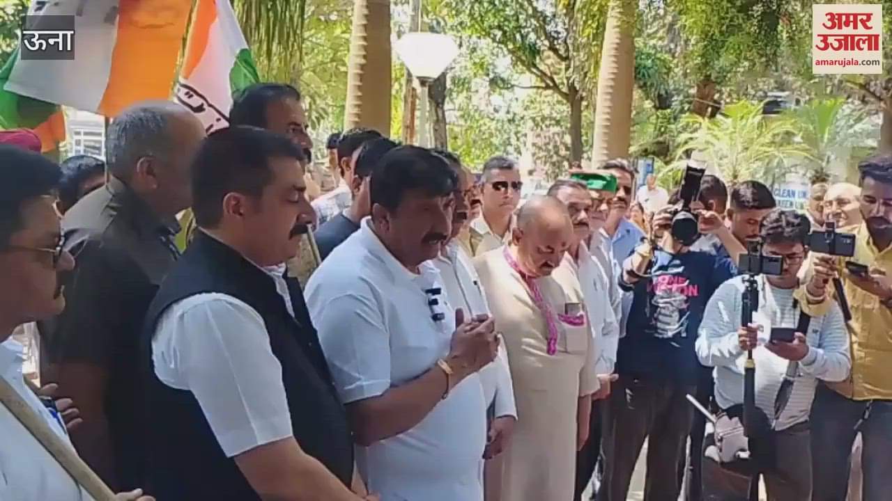 Deputy CM Mukesh Agnihotri said coalition government running on crutches at the center can fall anytime